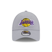 New Era LA Lakers Team Side Patch Grey 9FORTY Adjustable Cap - Cap On