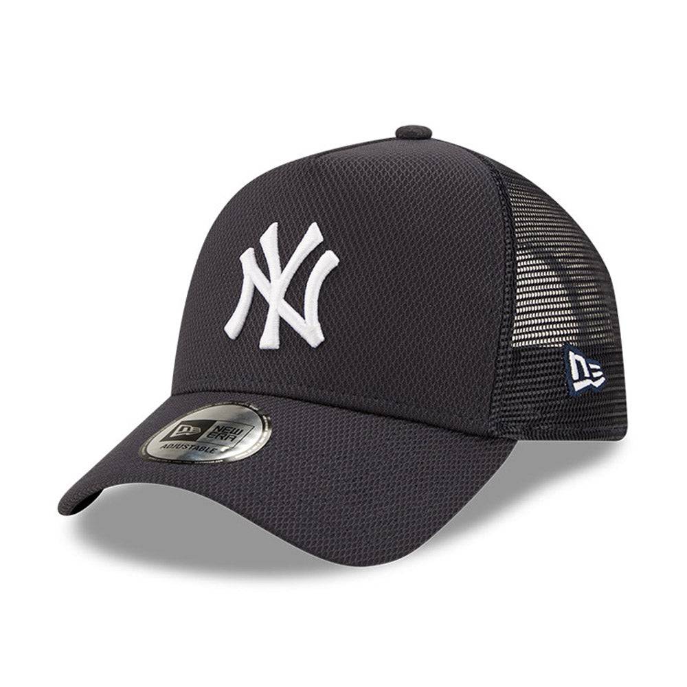 New Era New York Yankees Diamond Era Navy A-Frame Trucker Cap - Cap On