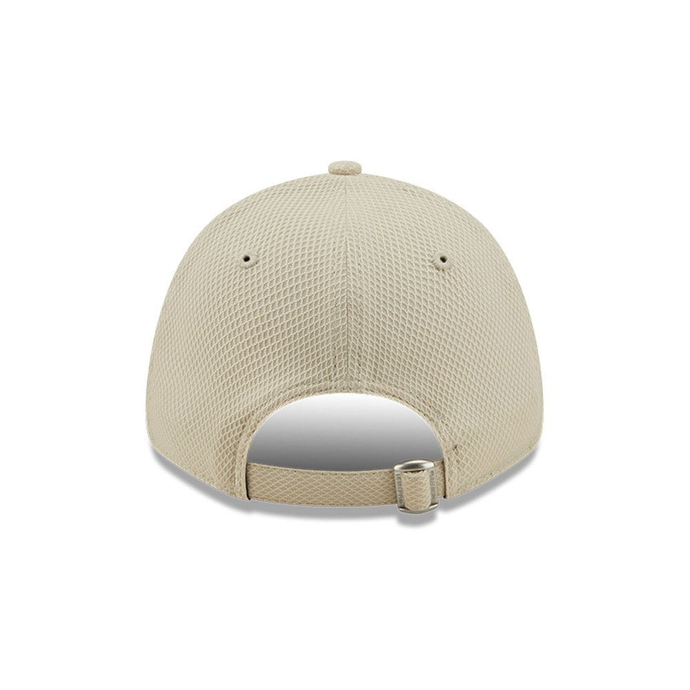 New Era New York Yankees Diamond Era Stone 9FORTY Cap - Cap On