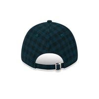 New Era New York Yankees Flannel Dark Green 9FORTY Adjustable Cap - Cap On