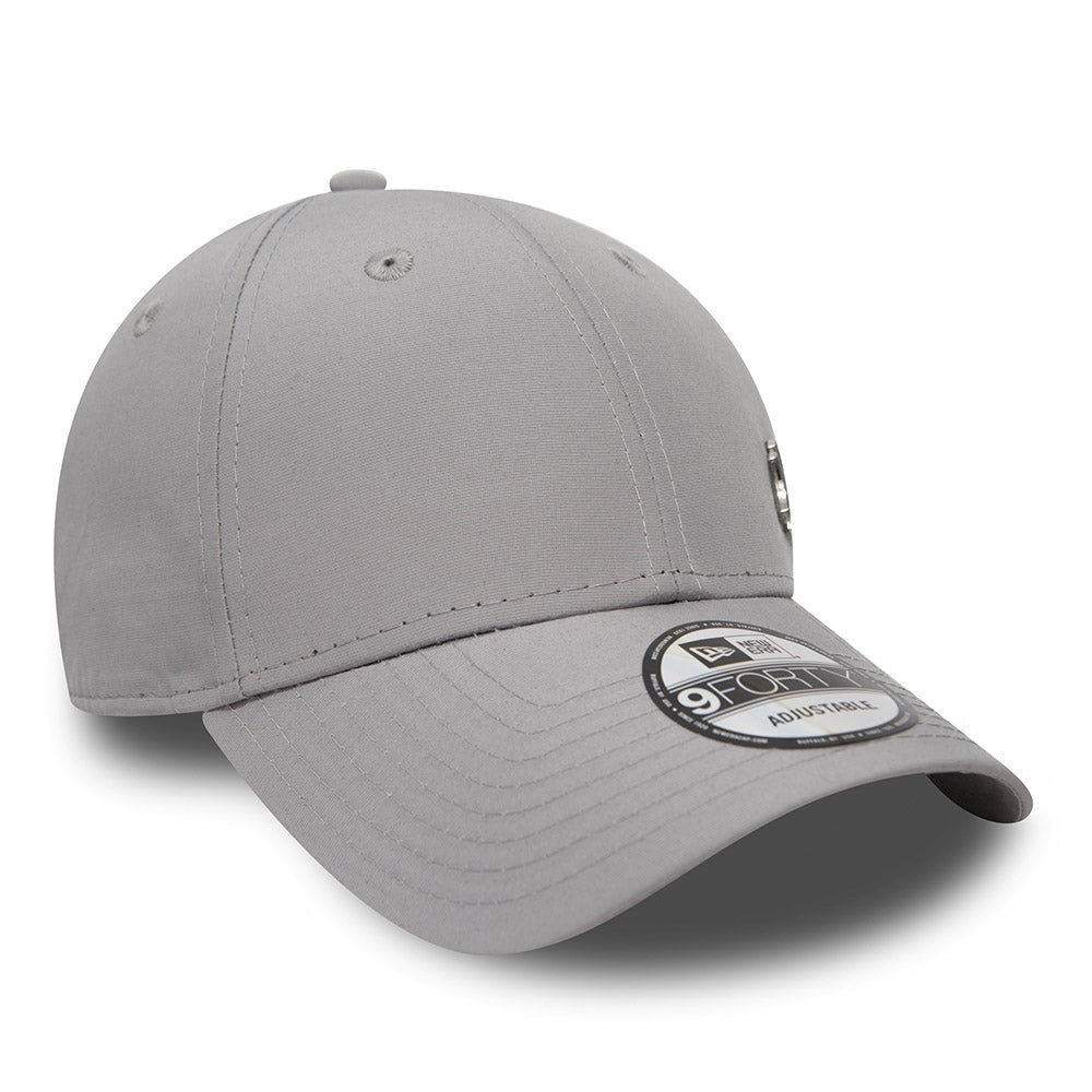 New Era New York Yankees Flawless Grey 9FORTY Cap - Cap On