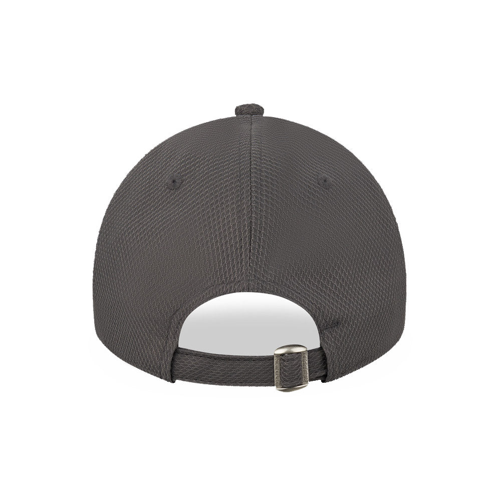 New Era New York Yankees Grey 9FORTY Cap - Cap On