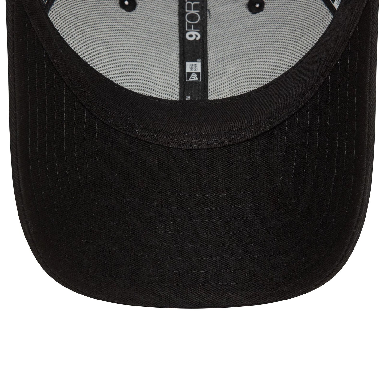 New Era New York Yankees Home Field Black 9FORTY A-Frame Trucker Adjustable Cap - Cap On