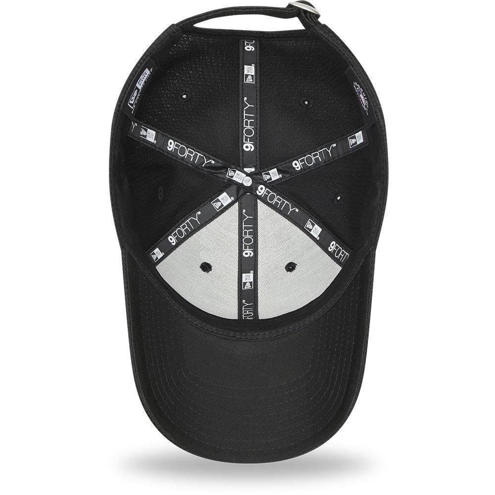 New Era New York Yankees League Essential 9Forty® Baseball Cap - Cap On