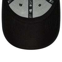 New Era New York Yankees League Essential Black 9FORTY Adjustable Cap - Cap On