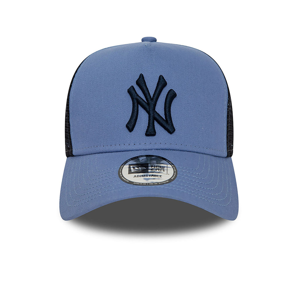 New Era New York Yankees League Essential Blue Trucker Cap - Cap On