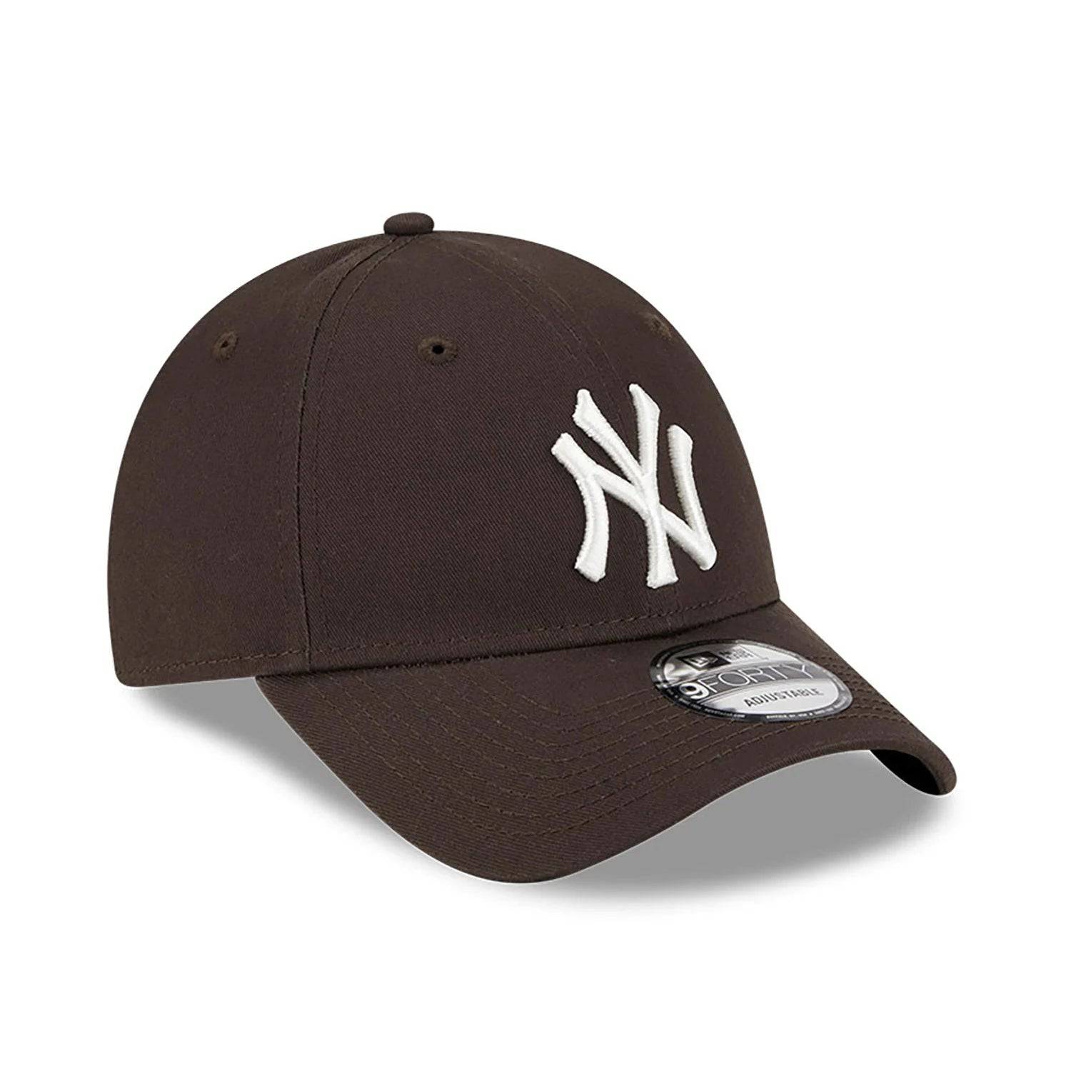 New Era New York Yankees League Essential Brown 9FORTY Adjustable Cap - Cap On