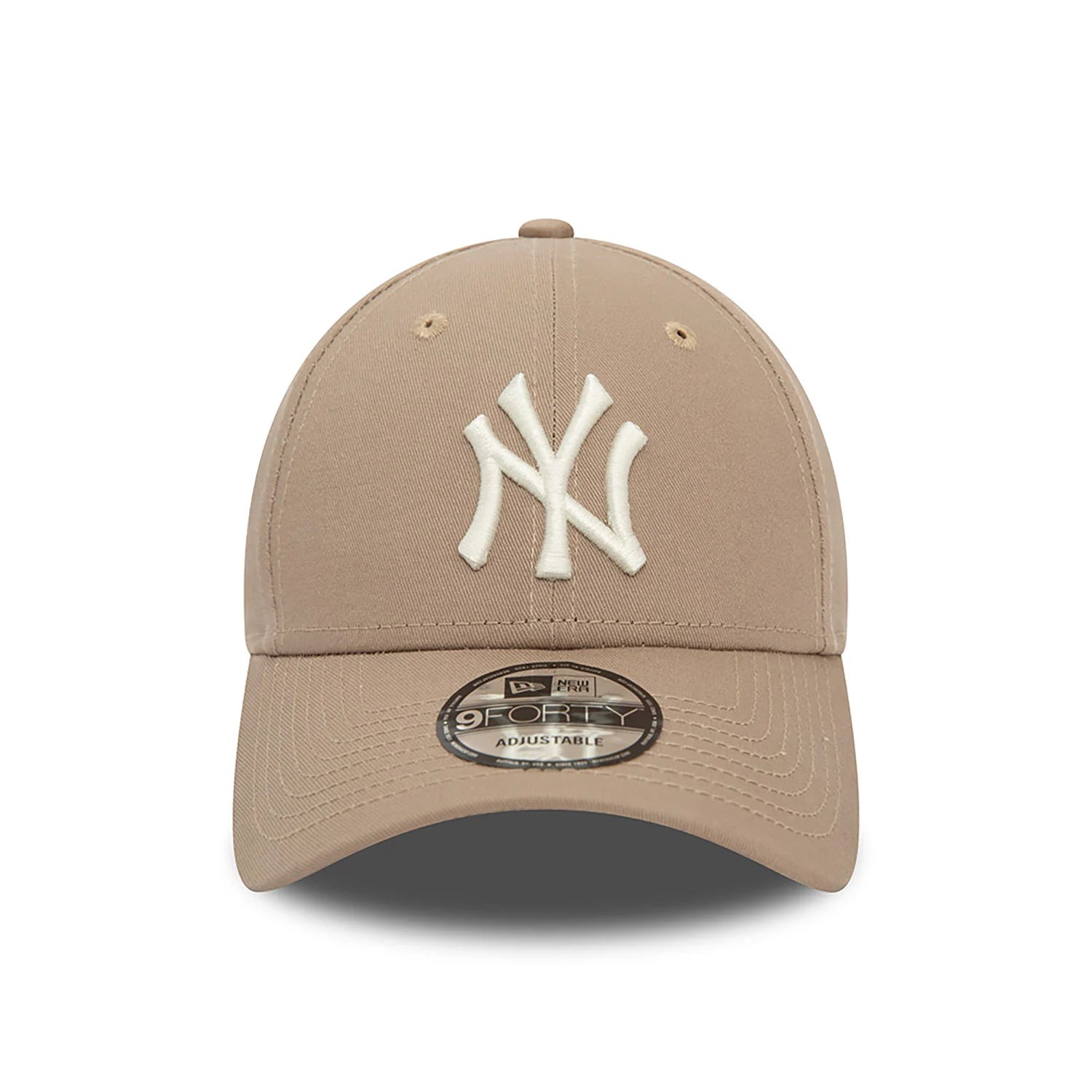 New York Yankees League Essential Brown 9FORTY Adjustable Cap - Cap On