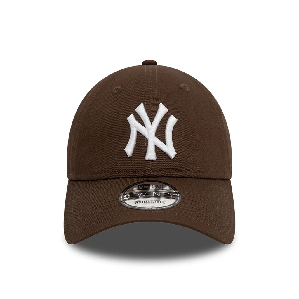 New Era New York Yankees League Essential Dark Brown 9TWENTY Adjustable Cap - Cap On