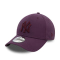 New Era New York Yankees League Essential Dark Purple 39THIRTY Stretch Fit Cap - Cap On