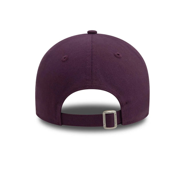 New Era New York Yankees League Essential Dark Purple 9TWENTY Adjustable Cap - Cap On