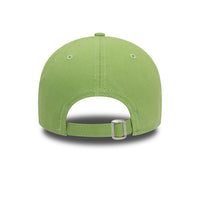New Era New York Yankees League Essential Green 9FORTY Adjustable Cap - Cap On
