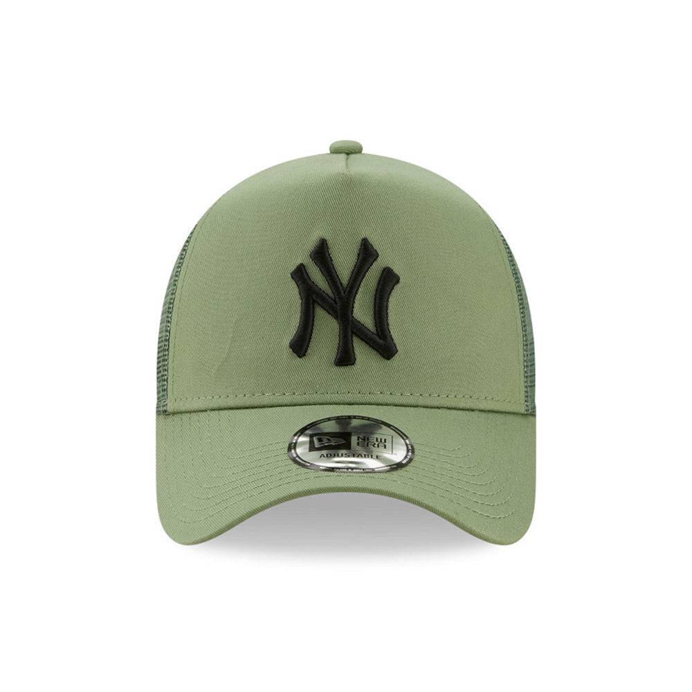 New Era New York Yankees League Essential Khaki A-Frame Trucker Cap - Cap On