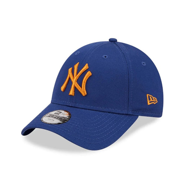 New Era New York Yankees League Essential Kids Blue 9FORTY Adjustable Cap - Cap On