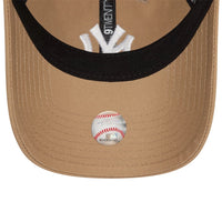 New Era New York Yankees League Essential Light Beige 9TWENTY Adjustable Cap - Cap On