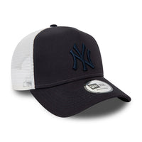 New Era New York Yankees League Essential Navy Trucker Cap - Cap On
