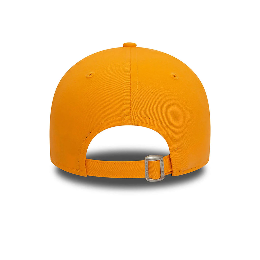 New Era New York Yankees League Essential Papaya Smoothie 9FORTY Adjustable Cap - Cap On