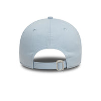 New Era New York Yankees League Essential Pastel Blue 9FORTY Adjustable Cap - Cap On