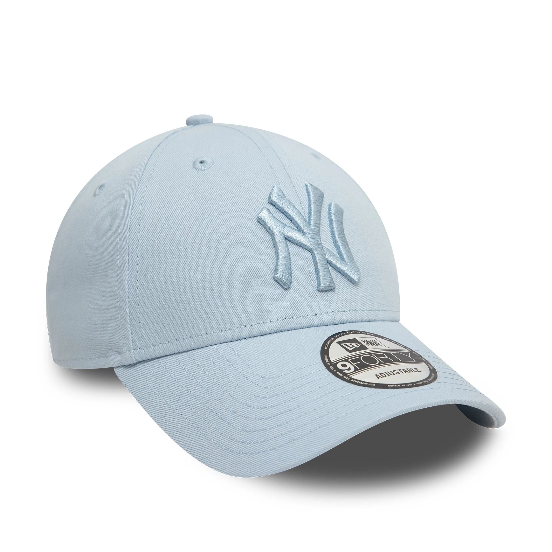 New Era New York Yankees League Essential Pastel Blue 9FORTY Adjustable Cap - Cap On