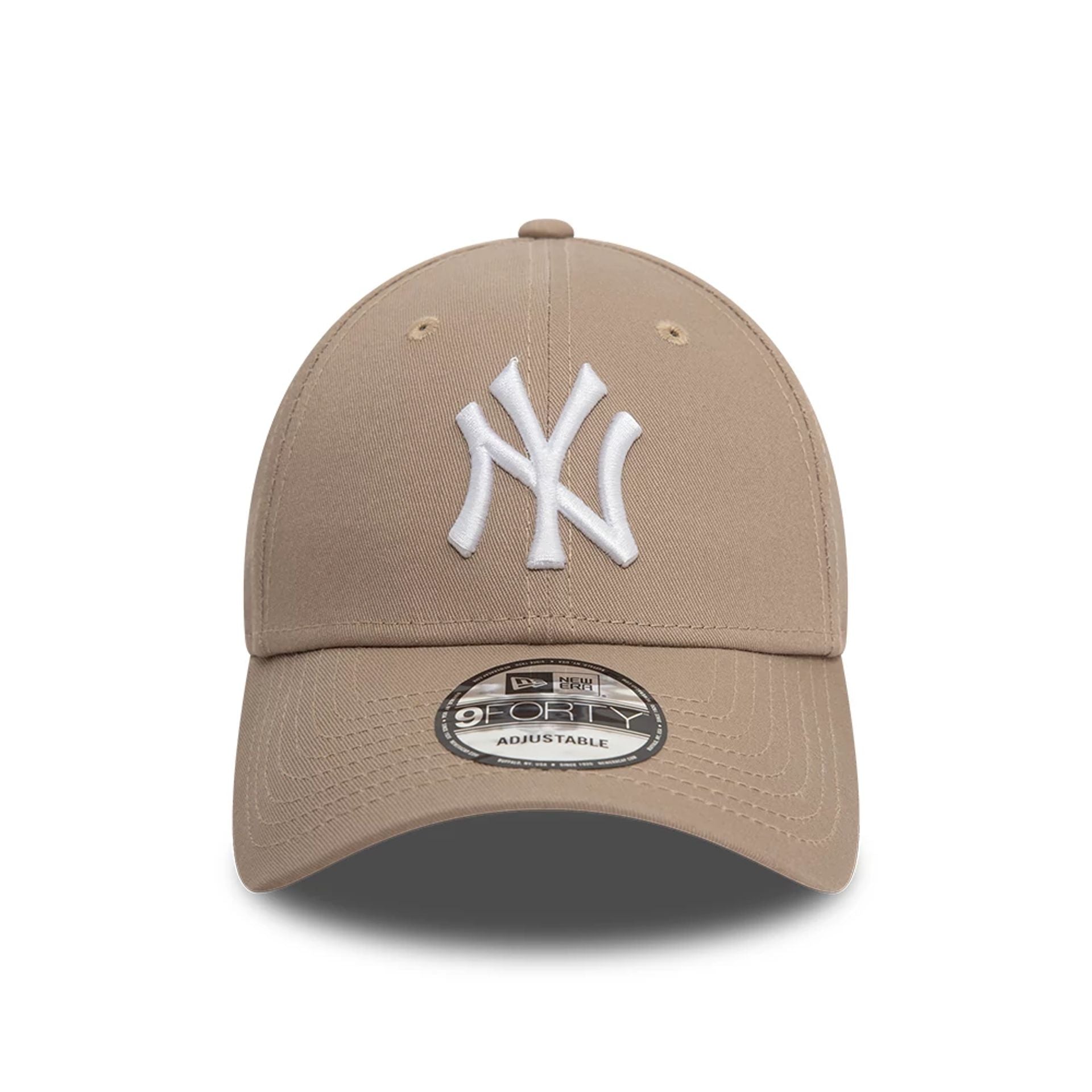 New Era New York Yankees League Essential Pastel Brown 9FORTY Adjustable Cap - Cap On