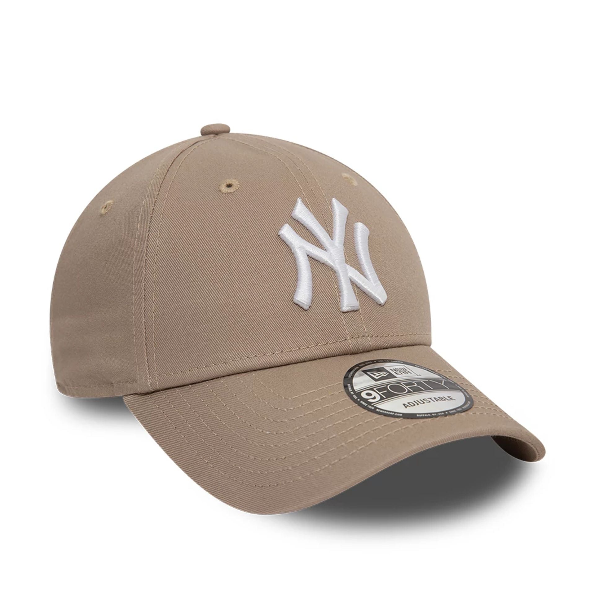 New Era New York Yankees League Essential Pastel Brown 9FORTY Adjustable Cap - Cap On