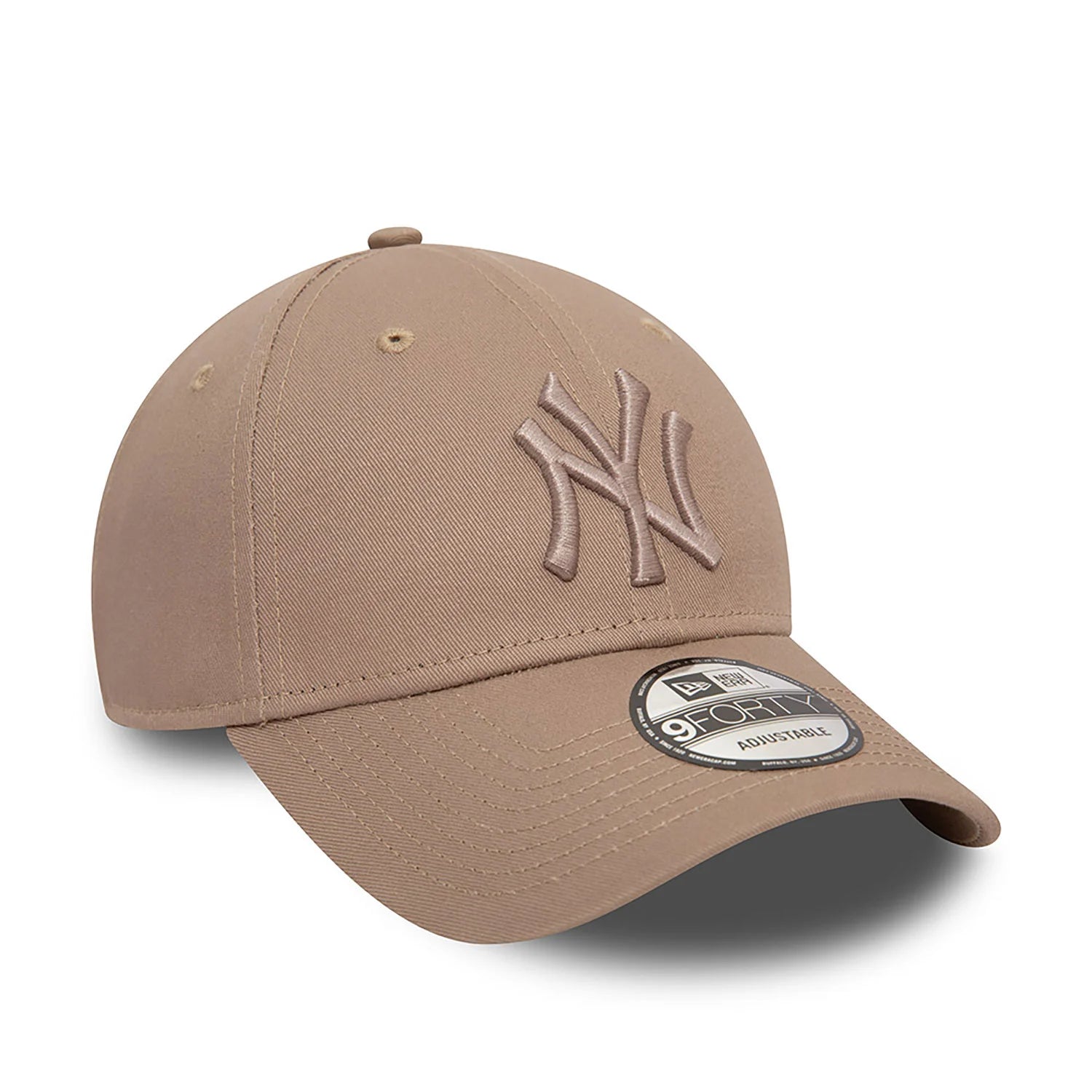 New Era New York Yankees League Essential Pastel Brown 9FORTY Adjustable Cap - Cap On