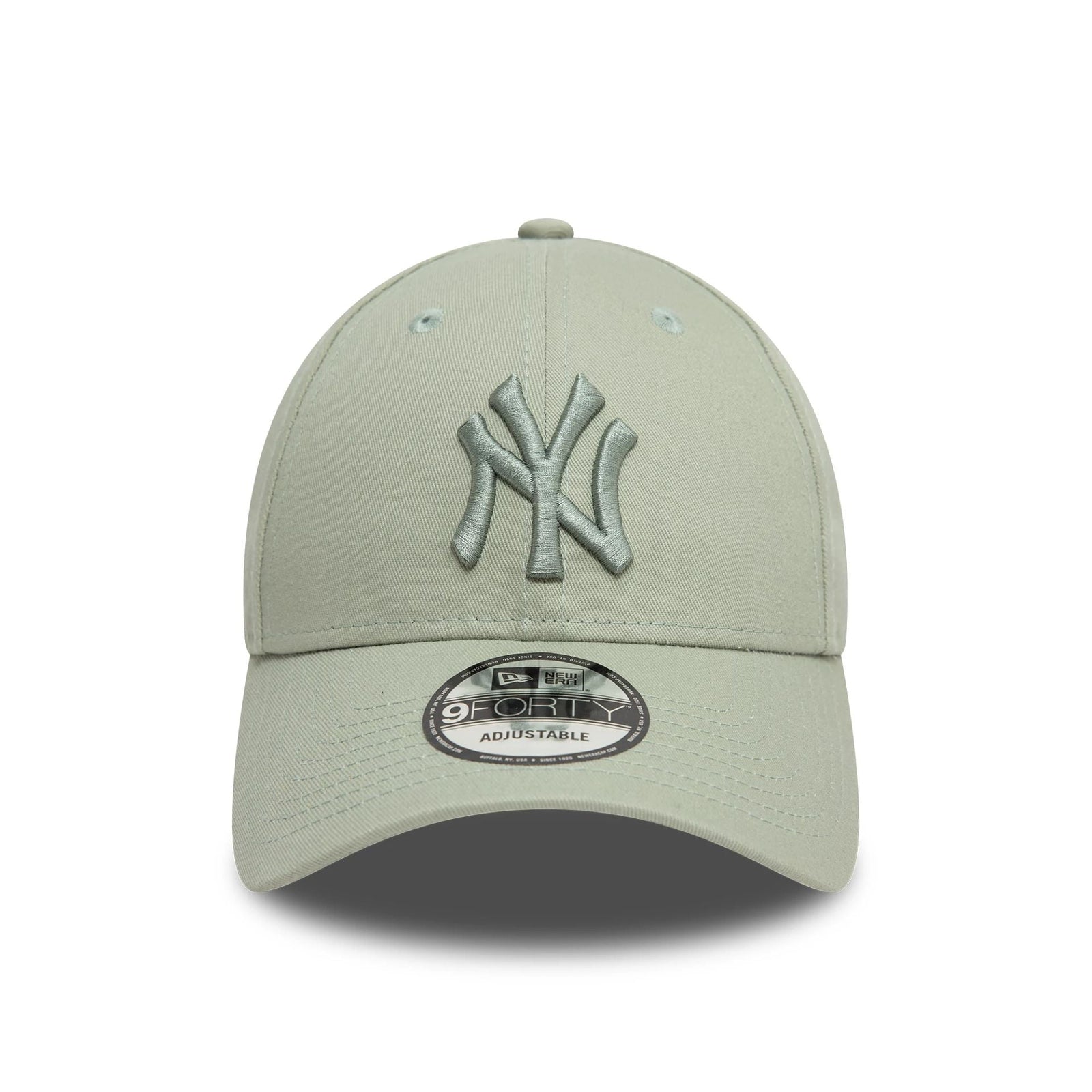 New Era New York Yankees League Essential Pastel Green 9FORTY Adjustable Cap - Cap On