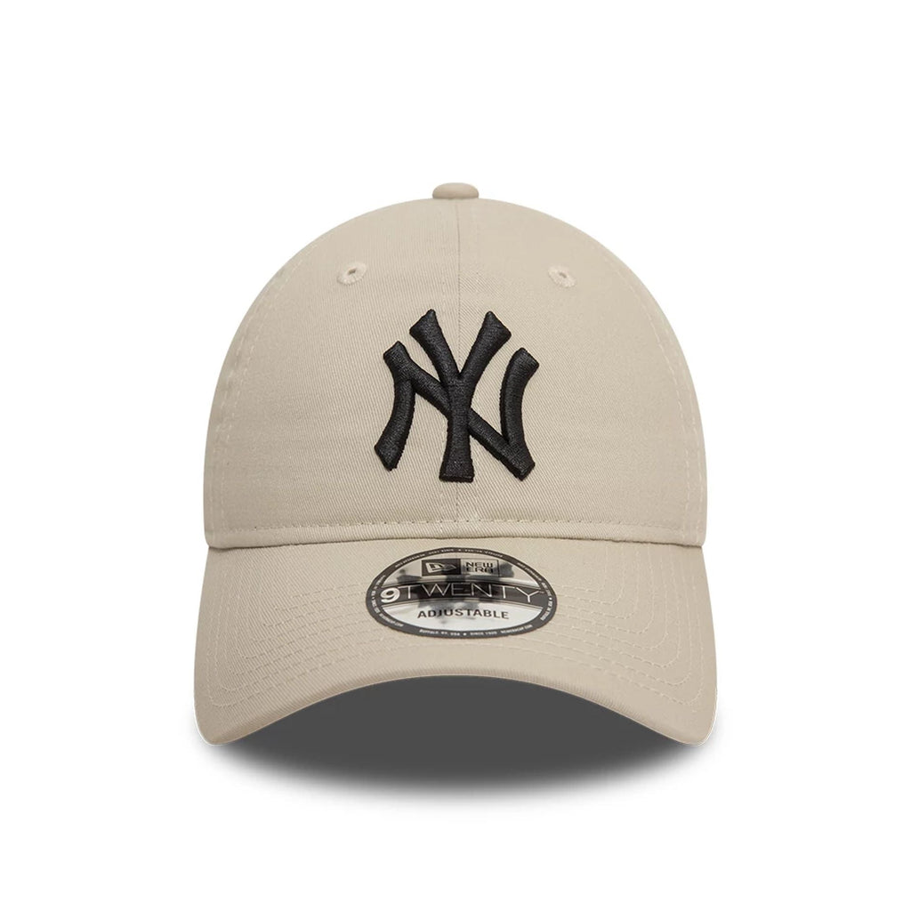 New Era New York Yankees League Essential Stone 9TWENTY Adjustable Cap - Cap On