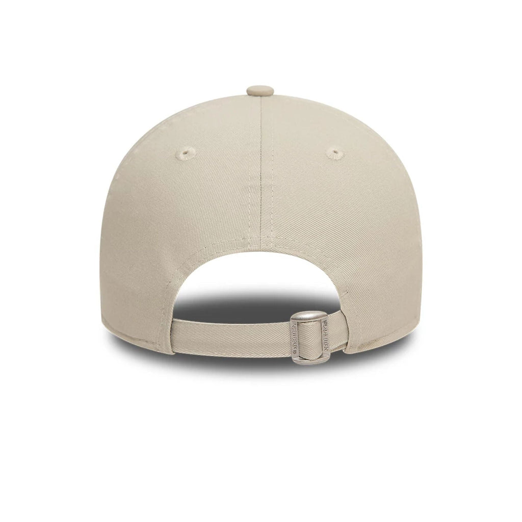 New Era New York Yankees League Essential Stone 9TWENTY Adjustable Cap - Cap On