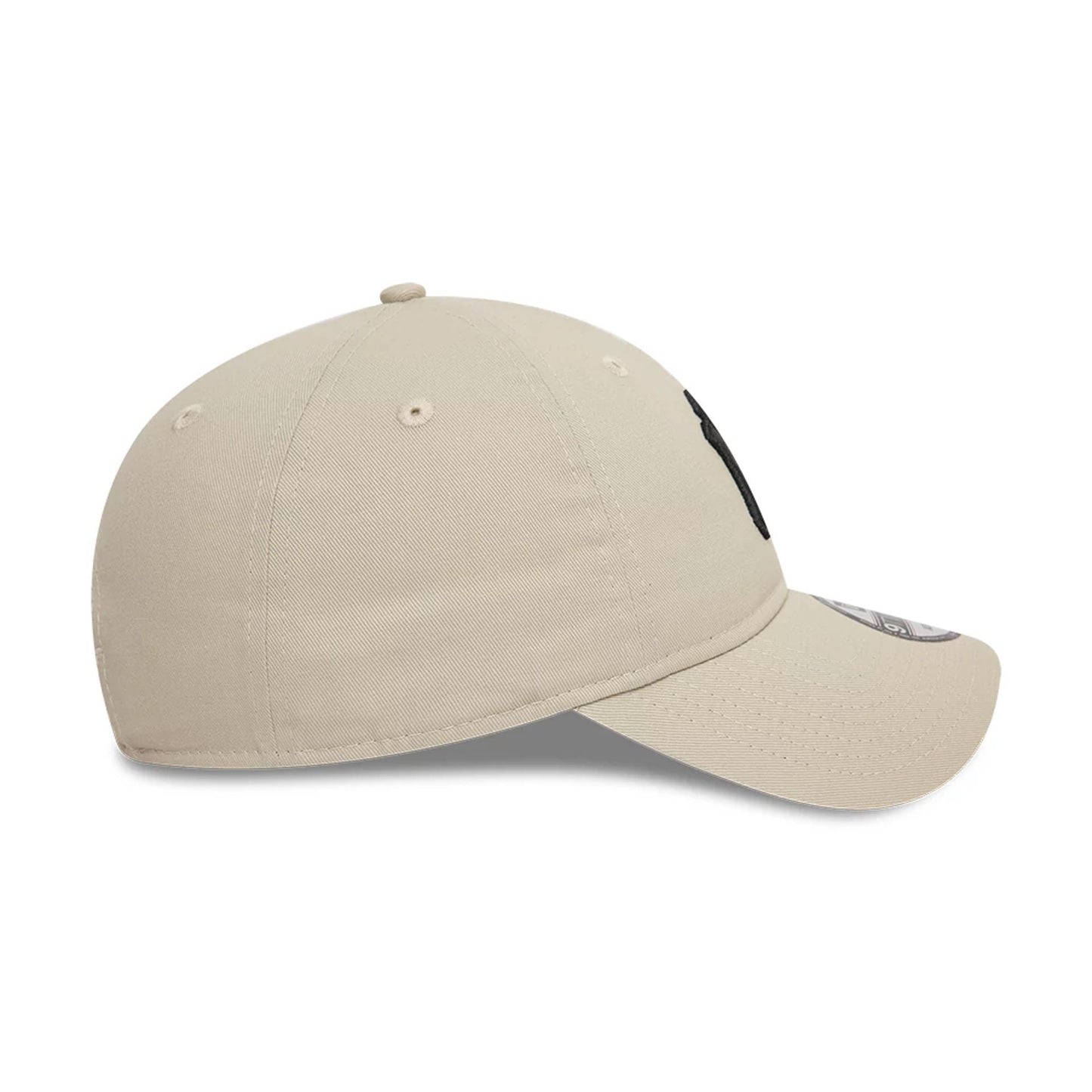 New Era New York Yankees League Essential Stone 9TWENTY Adjustable Cap - Cap On