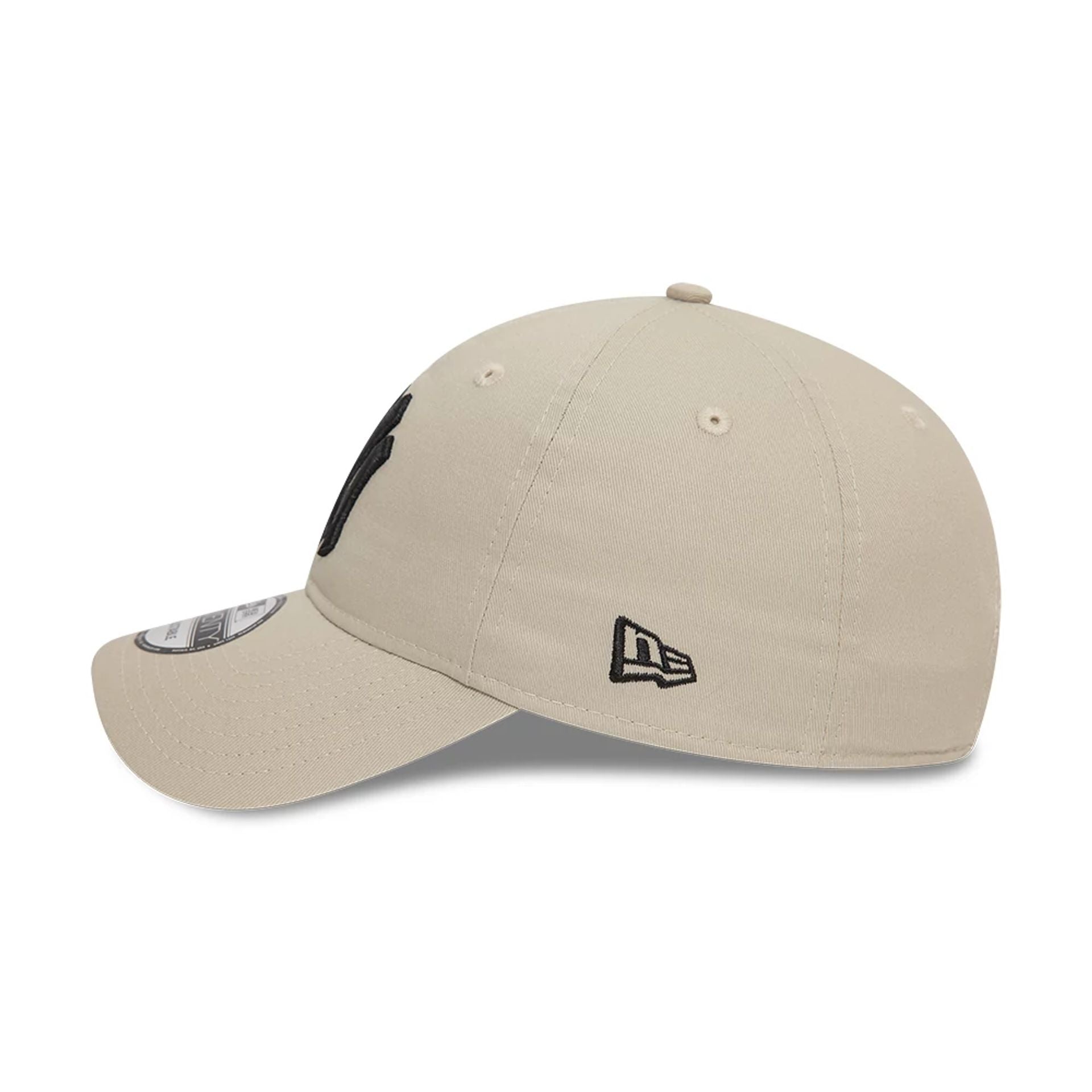 New Era New York Yankees League Essential Stone 9TWENTY Adjustable Cap - Cap On