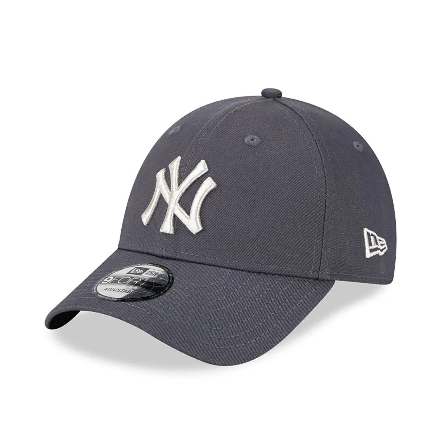 New Era New York Yankees Metallic Grey 9FORTY Adjustable Cap - Cap On