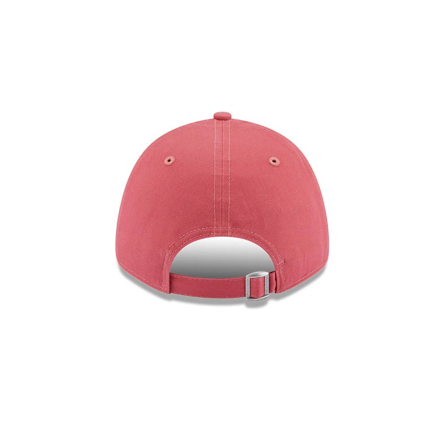 New Era New York Yankees MLB League Essentials 9FORTY Strapback - Cap On