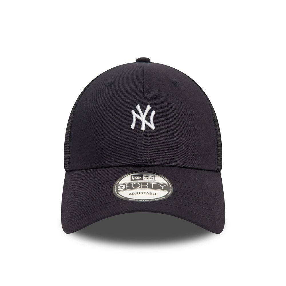 New Era New York Yankees Trucker Cap - Cap On