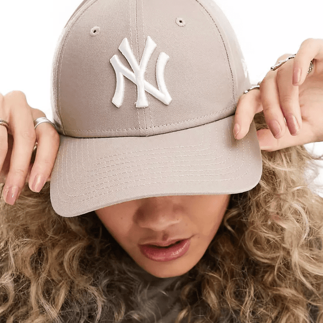 New Era New York Yankees Womens League Essential Brown 9FORTY Adjustable Cap - Cap On