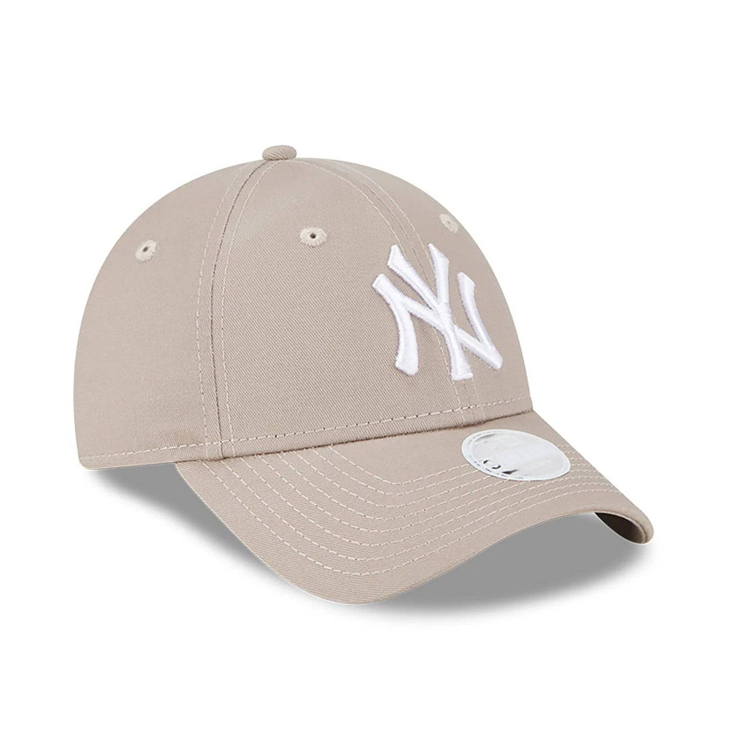 New Era New York Yankees Womens League Essential Brown 9FORTY Adjustable Cap - Cap On