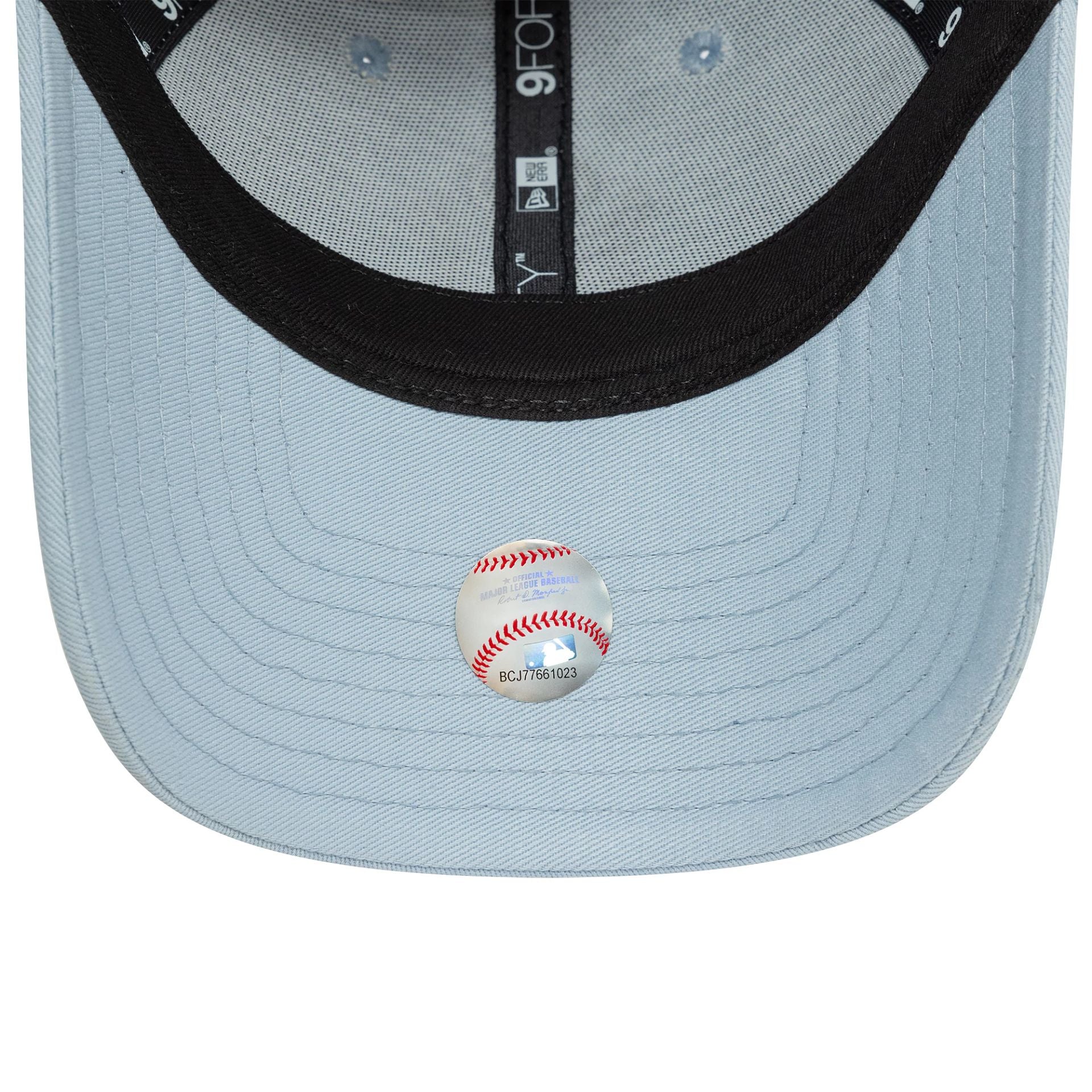 New Era New York Yankees Womens Metallic Pastel Blue 9FORTY Adjustable Cap - Cap On