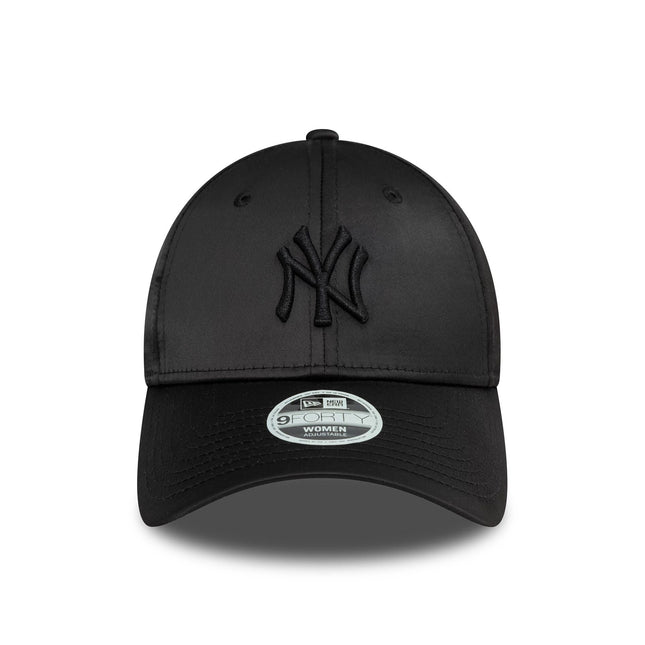 New York Yankees Womens Satin Black 9FORTY Adjustable Cap - Cap On