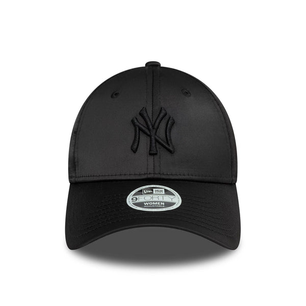 New York Yankees Womens Satin Black 9FORTY Adjustable Cap - Cap On
