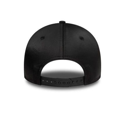 New York Yankees Womens Satin Black 9FORTY Adjustable Cap - Cap On