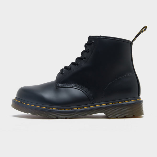Dr. Martens 101 6 Eye Boots