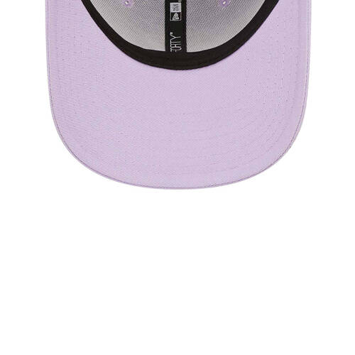 New Era 9FORTY Women New York Yankees League Essential Adjustable Purple Cap