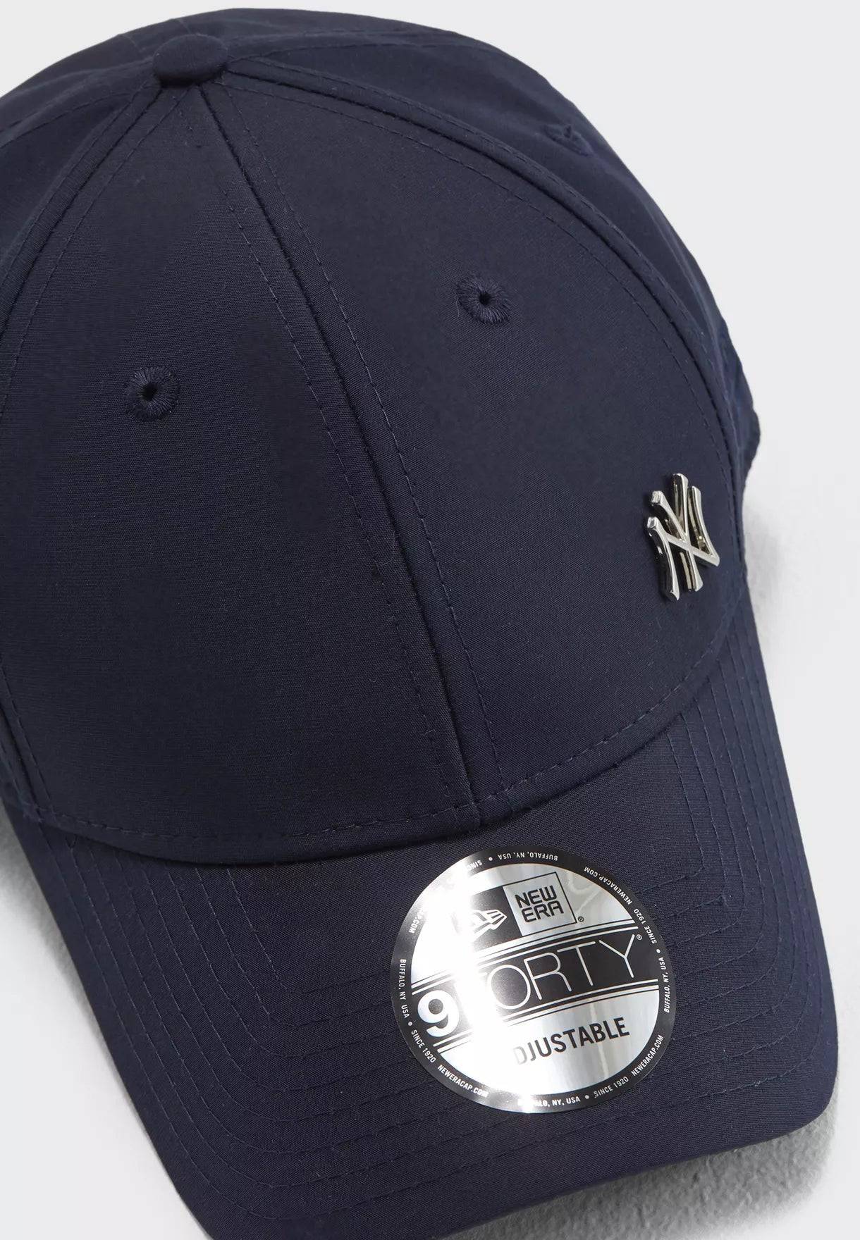 New Era 9forty New York Yankees Cap - Cap On