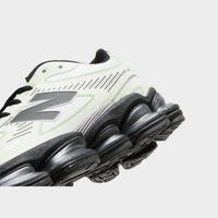 Green New Balance ABZORB 2000 Women's