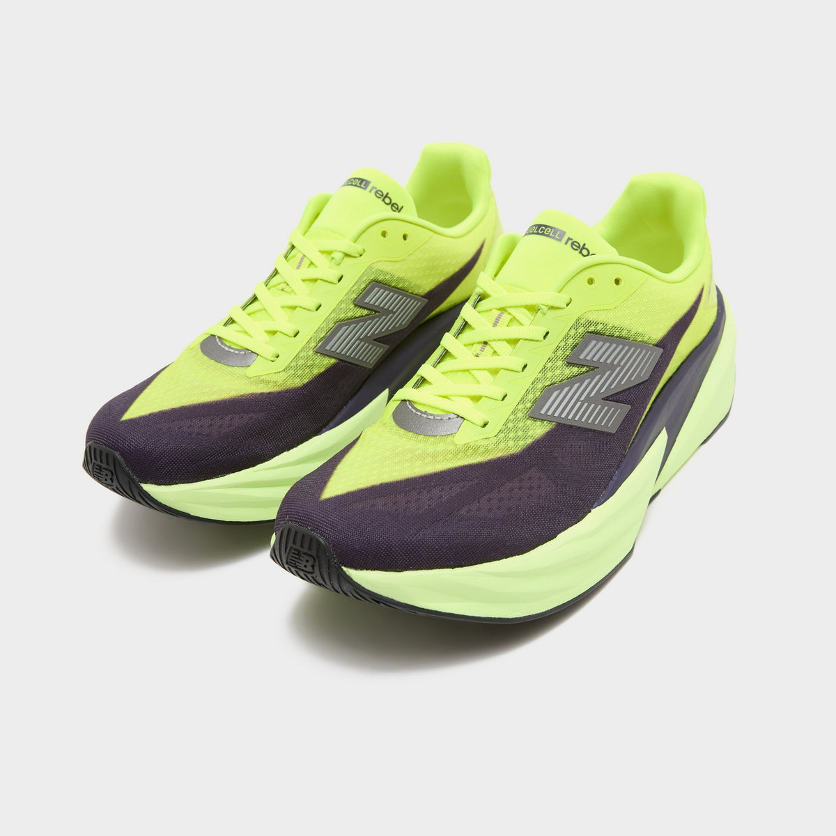 Green New Balance FuelCell Rebel v5