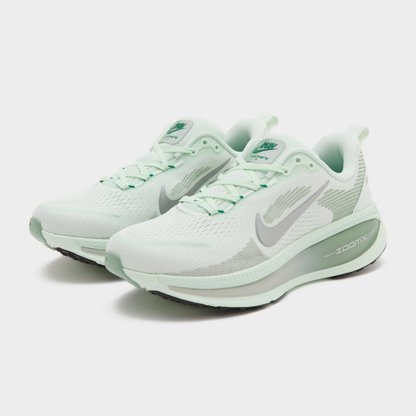 Green Nike Vomero 18 Women's