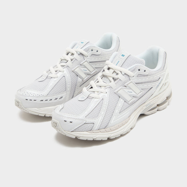 Grey New Balance 1906R