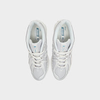 Grey New Balance 1906R