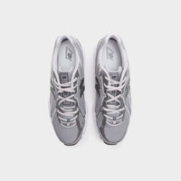Grey New Balance 740