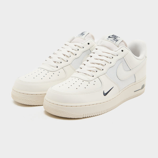 Grey Nike Air Force 1 '07 LV8